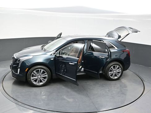 New 2025 Cadillac XT5 Premium Luxury w/ Technology Package image 36
