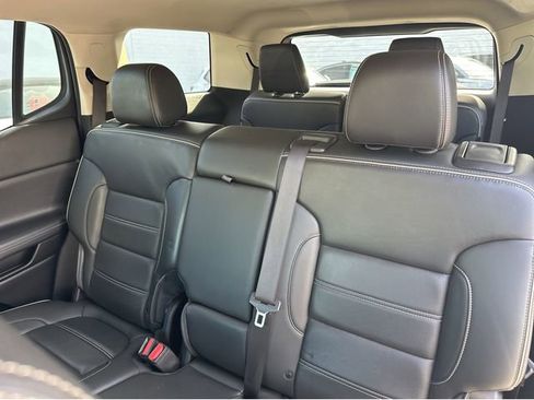 Certified 2023 GMC Acadia Denali FWD image 17