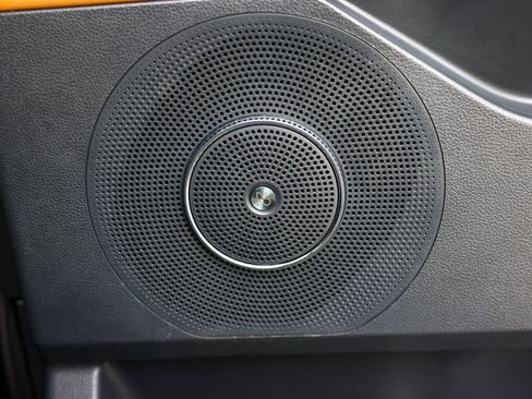 Certified 2022 Ford Expedition Platinum image 12