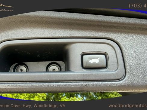 Used 2020 Honda Pilot Black Edition image 43