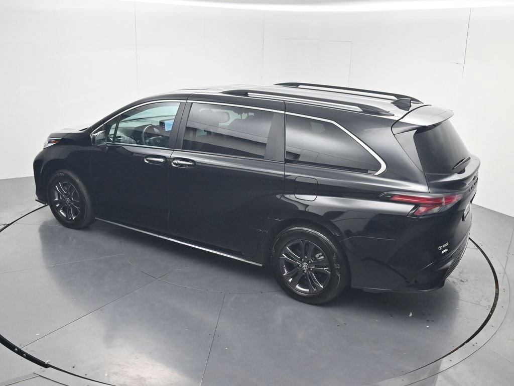 Used 2024 Toyota Sienna XSE w/ XSE Plus Package AWD/4WD image 47