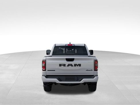 Used 2026 RAM 1500 Big Horn AWD/4WD image 8
