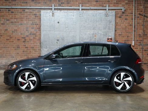 Used 2018 Volkswagen GTI SE FWD image 1