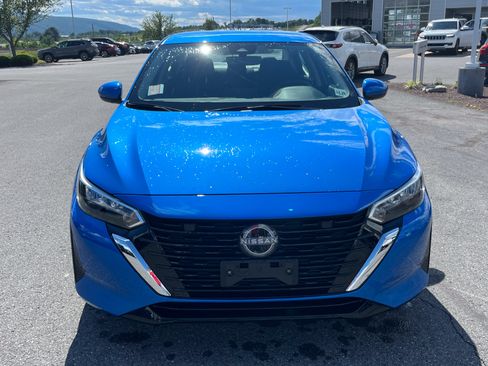 Used 2025 Nissan Sentra SV FWD image 11
