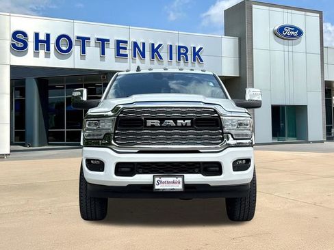 Used 2023 RAM 2500 Limited AWD/4WD image 2