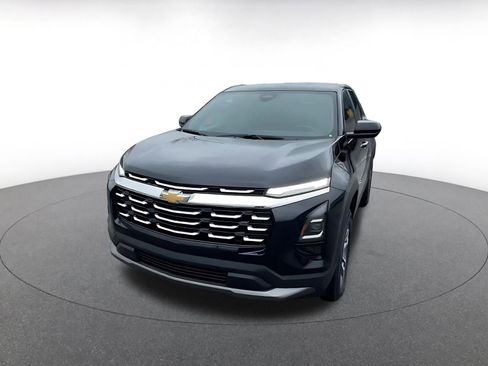 Used 2025 Chevrolet Equinox LT image 7