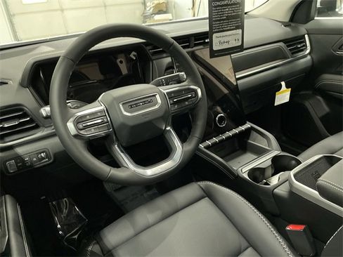 New 2026 GMC Terrain Denali w/ LPO, Floor Liner Package image 19