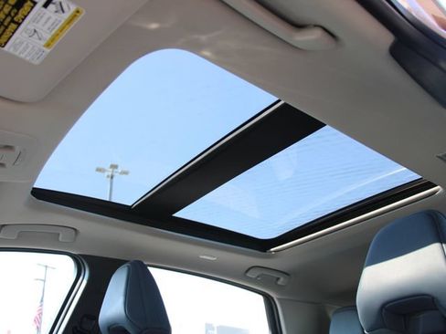 Certified 2024 Nissan Ariya AWD image 18