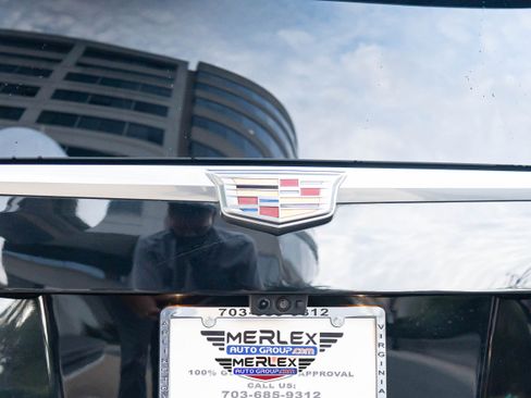 Used 2019 Cadillac Escalade ESV Platinum image 47