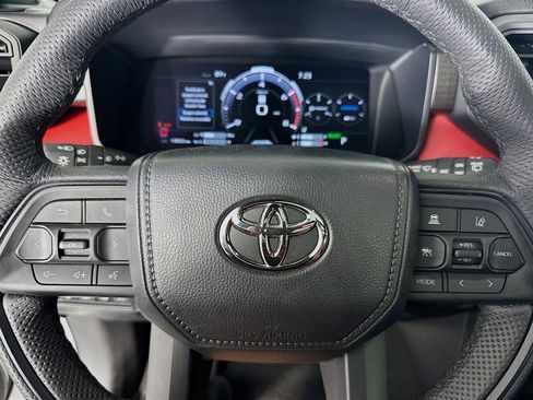 Used 2025 Toyota Sequoia TRD Pro AWD/4WD image 20