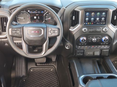 Used 2023 GMC Sierra 2500 AT4 w/ AT4 Premium Plus Package AWD/4WD image 28
