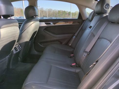 Used 2018 Genesis G80 3.8 AWD/4WD image 13