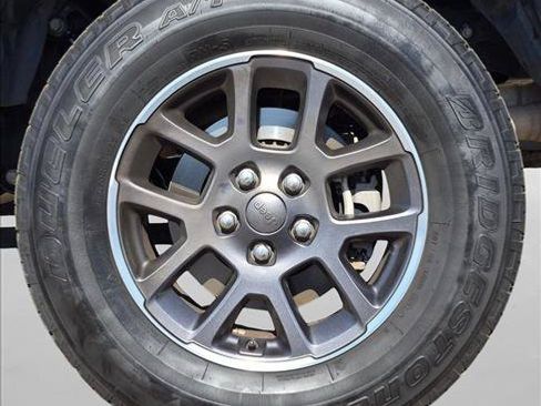 Used 2020 Jeep Gladiator Overland AWD/4WD image 30
