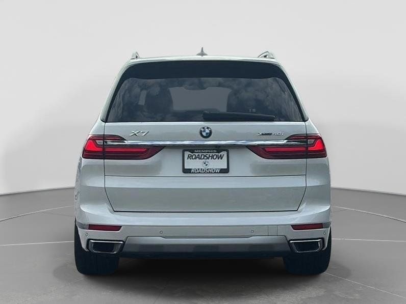 Used 2022 BMW X7 xDrive40i w/ Premium Package AWD/4WD image 4