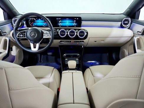 Certified 2022 Mercedes-Benz A 220 image 18