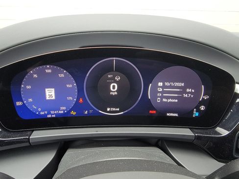 Used 2024 Porsche Macan 4 Electric image 22