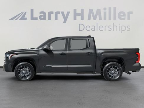 New 2026 Toyota Tundra Platinum AWD/4WD image 3