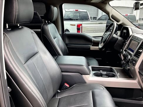 Used 2021 Ford F350 Lariat AWD/4WD image 9