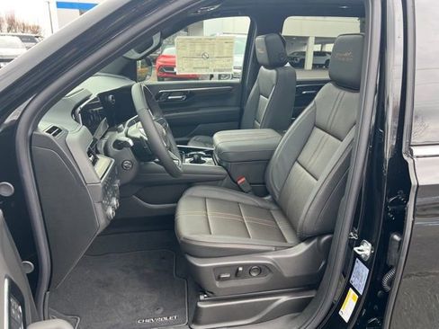 New 2026 Chevrolet Suburban High Country image 22