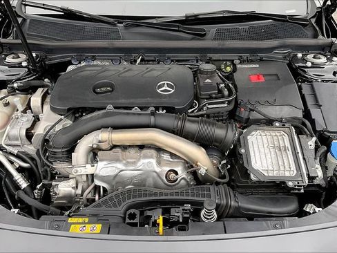 Certified 2024 Mercedes-Benz CLA 250 4MATIC image 32