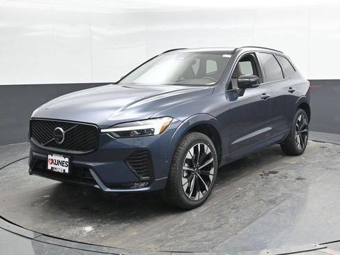 New 2026 Volvo XC60 B5 Plus w/ Climate Package AWD/4WD image 5