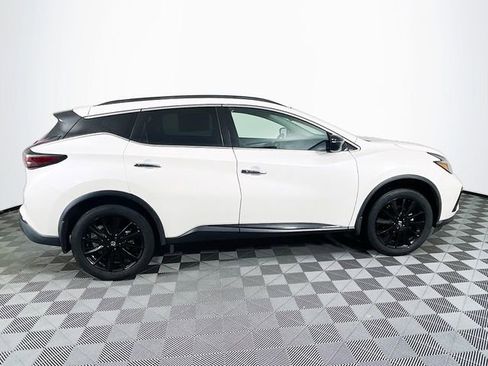 Used 2022 Nissan Murano SV w/ SV Midnight Edition Package image 9