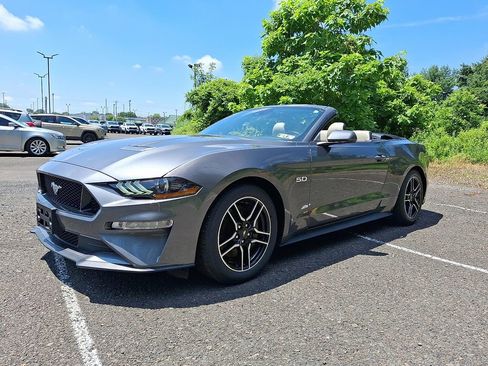 Used 2023 Ford Mustang GT Premium image 3