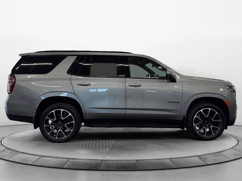 Used 2024 Chevrolet Tahoe RST w/ Luxury Package AWD/4WD image 2