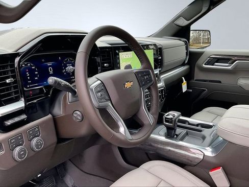 New 2026 Chevrolet Silverado 1500 LTZ w/ LTZ Premium Package image 7