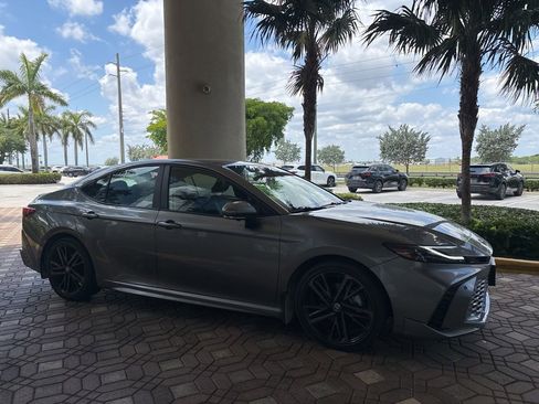 Used 2025 Toyota Camry XSE w/ Premium Plus Package FWD image 3
