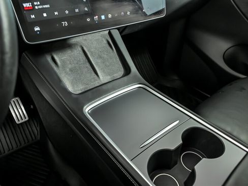 Used 2022 Tesla Model Y Performance AWD/4WD image 30