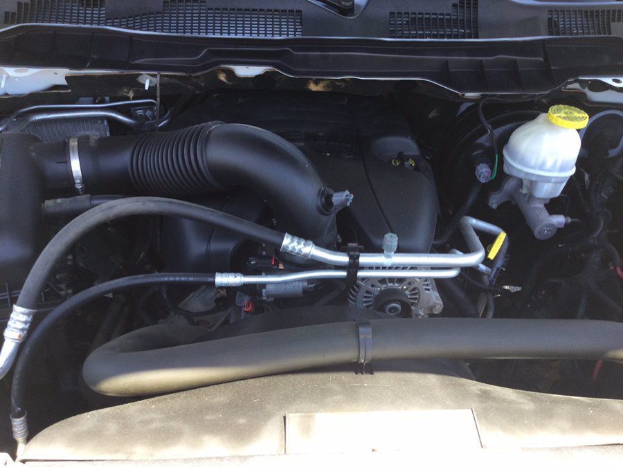 Used 2019 RAM 1500 Classic SLT AWD/4WD image 40