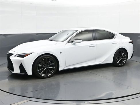 Certified 2021 Lexus IS 350 F Sport image 4