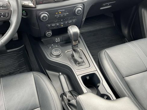 Used 2021 Ford Ranger Lariat w/ Technology Package image 16