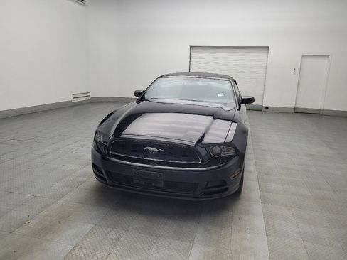 Used 2013 Ford Mustang Convertible image 15