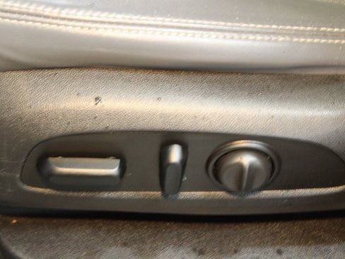 Used 2019 Buick Enclave Essence image 20