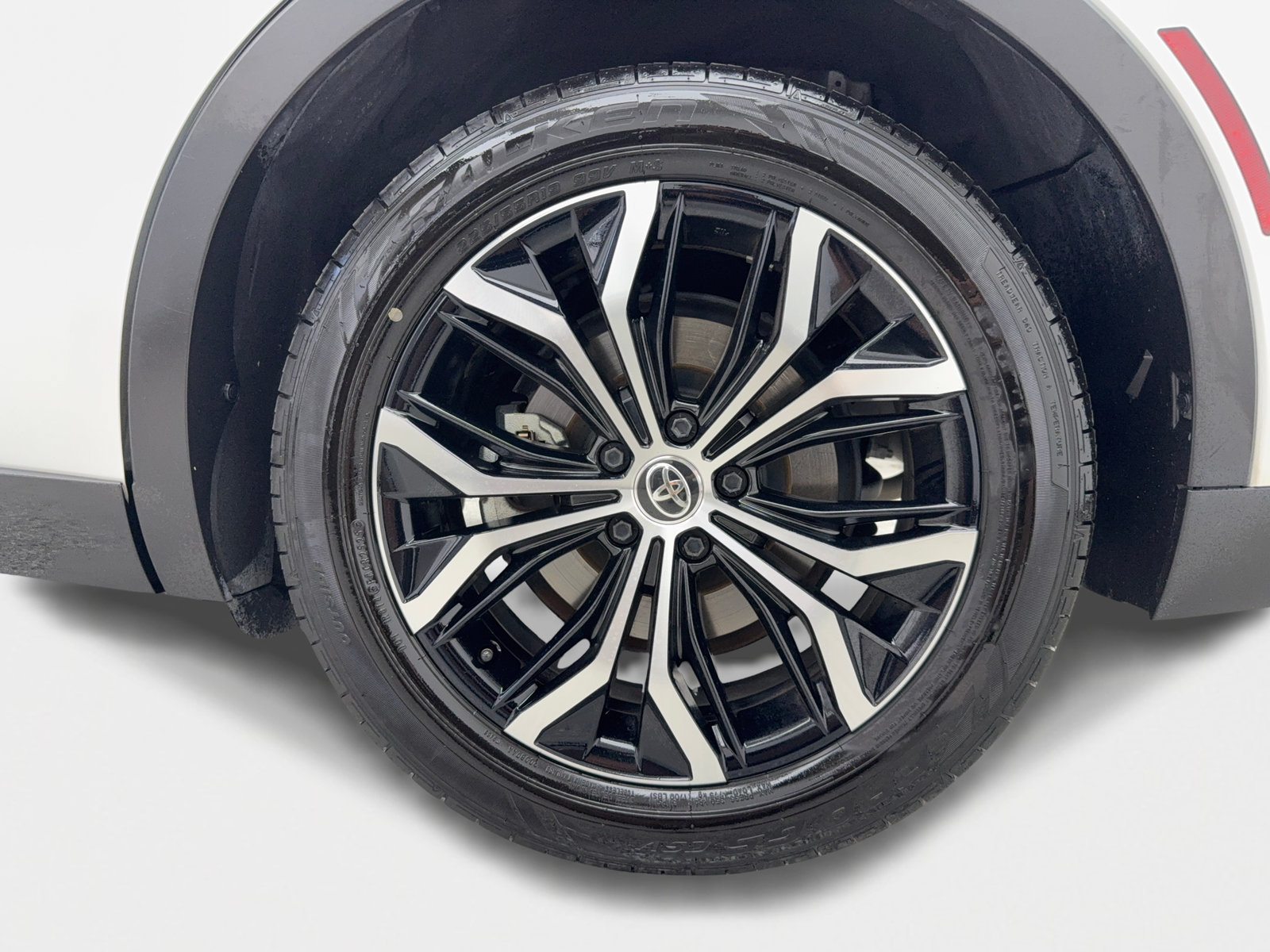 Used 2023 Toyota Crown AWD/4WD image 49