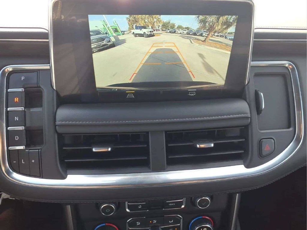 Used 2024 Chevrolet Tahoe LT RWD image 16