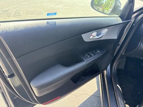 Used 2024 Kia Forte LXS FWD image 15
