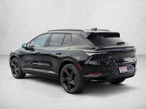 New 2026 Chevrolet Equinox EV RS image 8