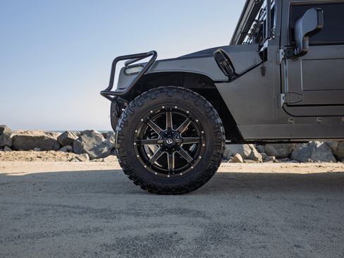 Used 1998 HUMMER H1 4-Door Wagon image 13