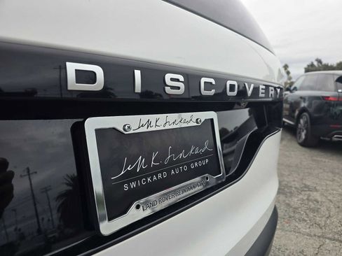 Certified 2024 Land Rover Discovery S AWD/4WD image 16