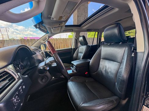 Used 2016 Lexus GX 460 w/ Premium Package AWD/4WD image 19