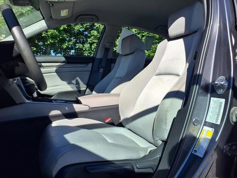 Used 2018 Honda Accord LX image 6