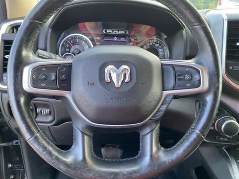 Used 2019 RAM 1500 Big Horn AWD/4WD image 18