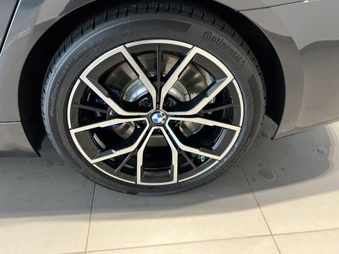 Used 2023 BMW M550i xDrive w/ Dynamic Handling Package image 43