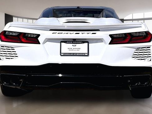 Used 2026 Chevrolet Corvette Stingray Premium Conv w/ Z51 Performance Package RWD image 4