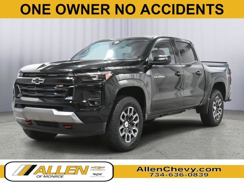 Used 2023 Chevrolet Colorado Z71 w/ Z71 Convenience Package 2 image 1