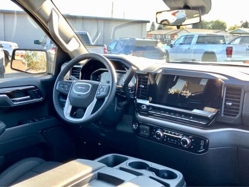 New 2026 GMC Sierra 1500 Elevation image 39