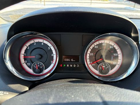 Used 2013 Dodge Grand Caravan American Value Package image 23